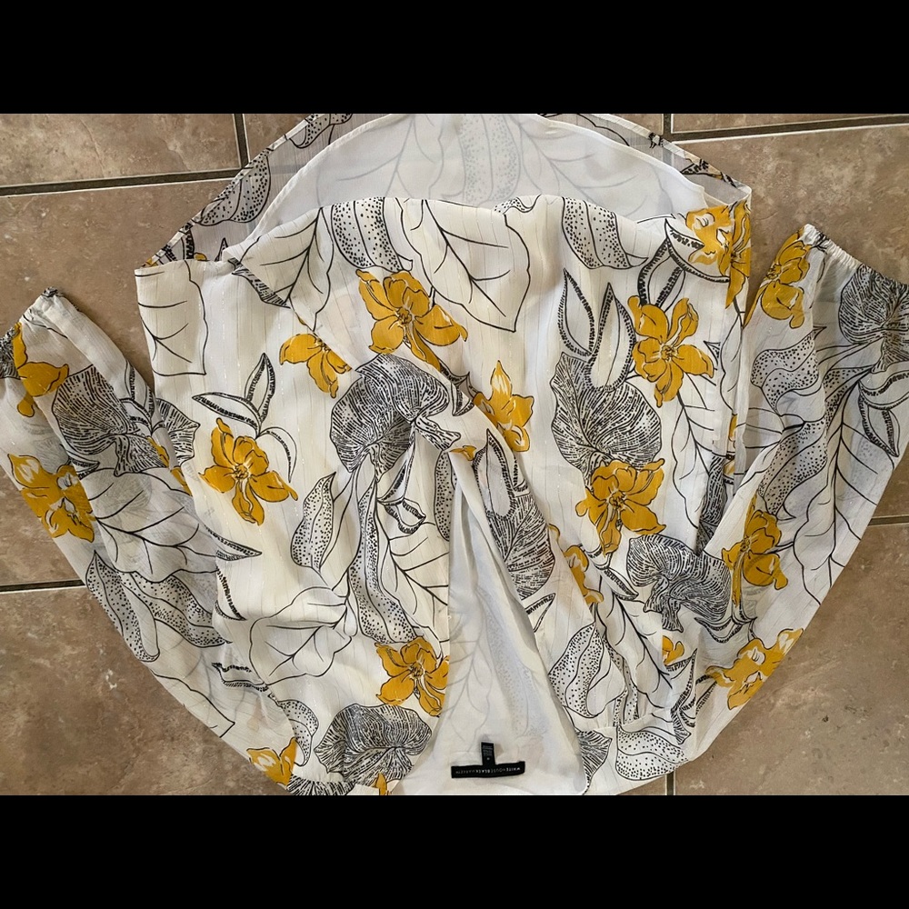 White House Black Market 8 Blouse